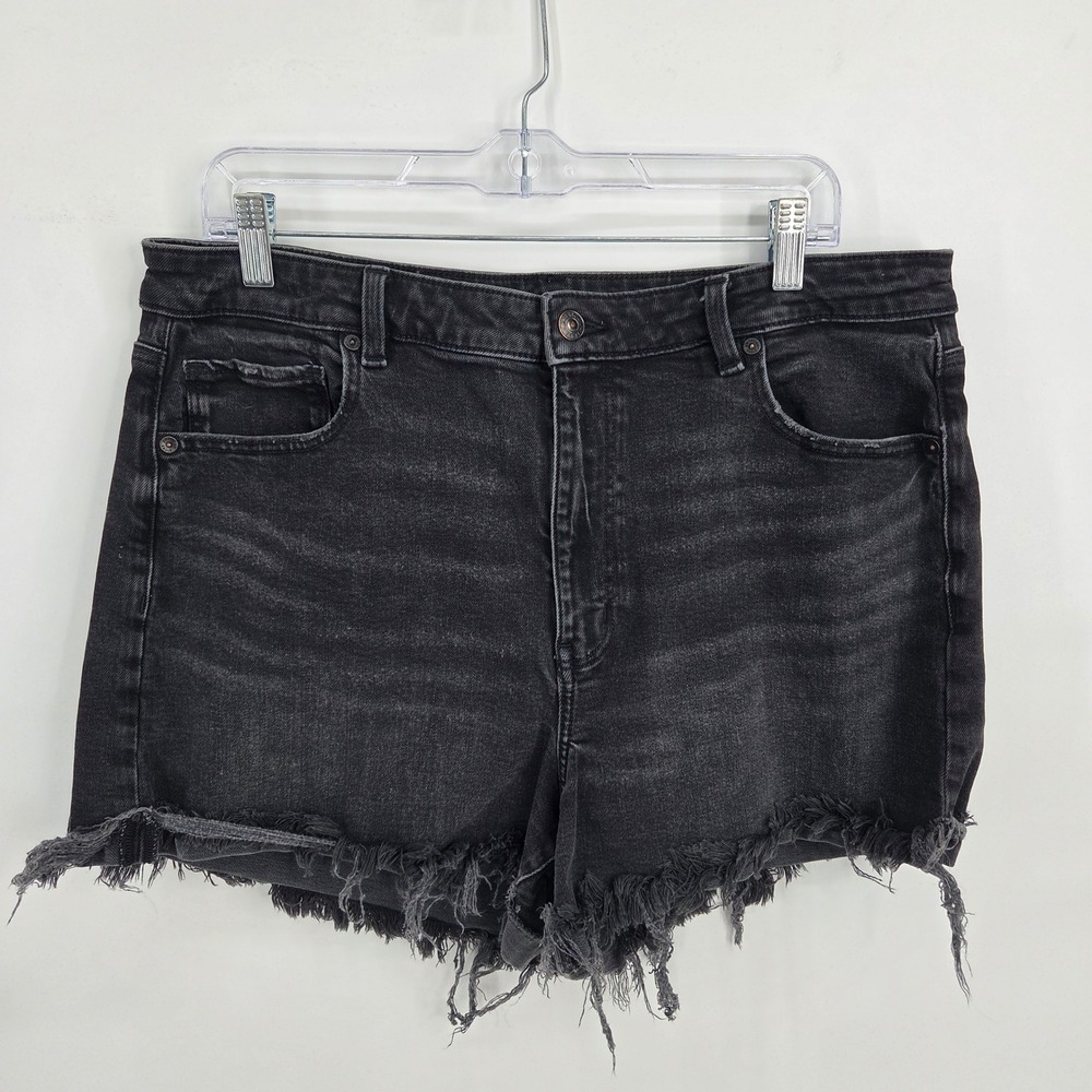 American Eagle Mom Short Size 18 Black Grunge Edgy Raw Hem High Waisted Denim